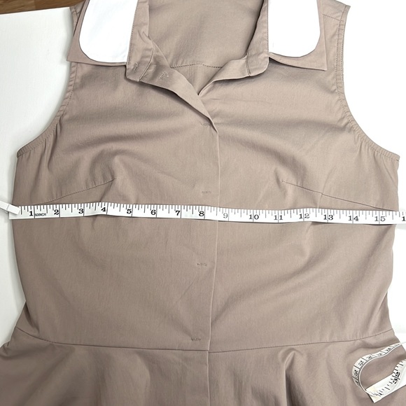 Double collar sleeveless blouse. Size (S) - Picture 5 of 7